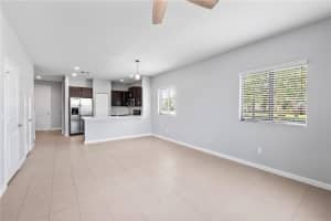 4204 N Dixie Hwy, Oakland Park, FL 33334, Sold 09/15/20