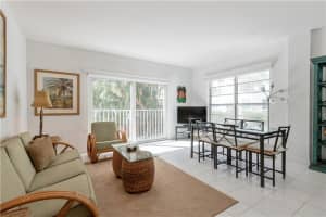 341 N Birch Rd, Fort Lauderdale, FL 33304, Sold 07/10/20