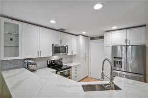 16260 Sierra Palms Dr, Delray Beach, FL 33484, Sold 07/07/20