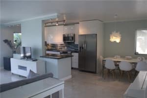 561 Bayshore Dr APT 4, Fort Lauderdale, FL 33304, - MLS#F10229165