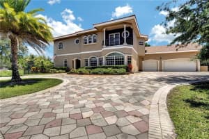 15102 SW 25th St, Davie, FL 33326, Sold 10/02/20