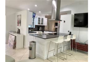 4961 SW 10th St, Margate, FL 33068, Sold 08/12/20