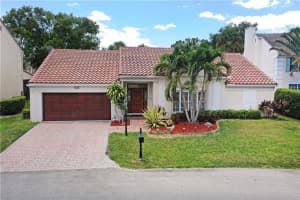 7670 Live Oak Dr, Coral Springs, FL 33065, Sold 08/11/20