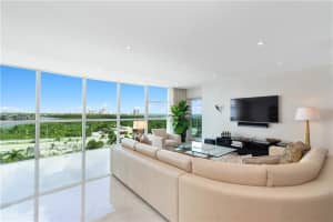 2845 NE 9th St, Fort Lauderdale, FL 33304, Sold 09/30/20