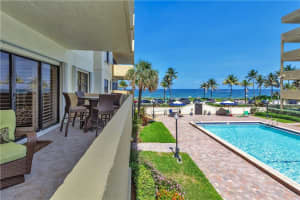 330 SE 20th Ave, Deerfield Beach, FL 33441, Sold 06/30/20