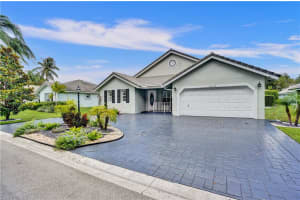 5419 Pine Cir, Coral Springs, FL 33067, Sold 08/14/20