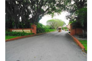 660 Tennis Club Dr, Fort Lauderdale, FL 33311, Sold 08/06/20