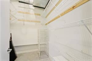 435 N Andrews Ave, Fort Lauderdale, FL 33301, Sold 07/08/20