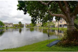 9049 NW 55th St, Sunrise, FL 33351, Sold 07/14/20