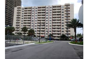 200 S Birch Rd, Fort Lauderdale, FL 33316, Sold 10/27/20