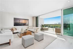 321 N Birch Rd, Fort Lauderdale, FL 33304, Sold 10/02/20