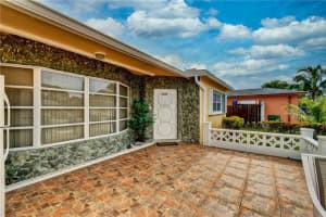 5300 SW 9th St, Margate, FL 33068, Sold 07/14/20