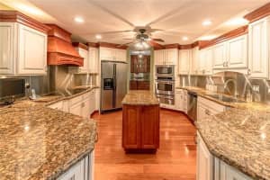 23334 Water Cir, Boca Raton, FL 33486, Sold 10/02/20