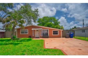 5910 N Farragut Dr, Hollywood, FL 33021, Sold 07/23/20