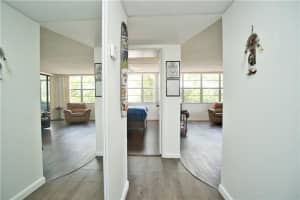2751 Taft St, Hollywood, FL 33020, Sold 12/18/20