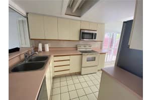 10017 SW 16th St, Pembroke Pines, FL 33025, Sold 07/17/20