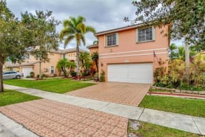 331 SW 190th Ave, Pembroke Pines, FL 33029, Sold 08/07/20