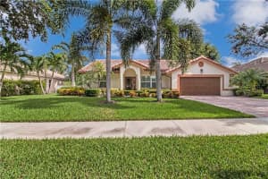 3075 Wedgewood Blvd, Delray Beach, FL 33445, Sold 07/31/20