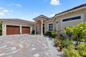 9190 Cypress Hollow Dr, Palm Beach Gardens, FL 33418, Sold 07/17/20