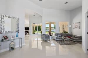 9190 Cypress Hollow Dr, Palm Beach Gardens, FL 33418, Sold 07/17/20