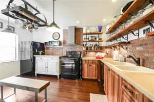 8486 NW 78th Ct, Tamarac, FL 33321, Sold 09/18/20