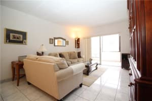 4117 Bougainvilla Dr, Lauderdale-By-The-Sea, FL 33308, Sold 02/04/21