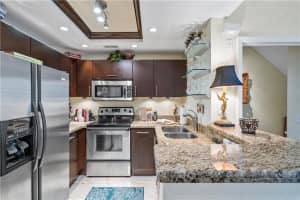 2027 SE 10th Ave, Fort Lauderdale, FL 33316, Sold 09/03/20