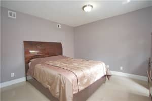 19 Madrid Ln, Davie, FL 33324, Sold 07/29/20