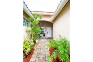 12951 NW 5th Ct, Pembroke Pines, FL 33028, Sold 08/14/20