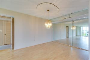 900 NE 195th St, Miami, FL 33179, Sold 12/09/20