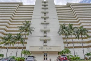2200 NE 33rd Ave #2g, Fort Lauderdale, FL 33305, Sold 02/03/21