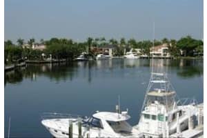 Riviera Towers, 401 SE 25th Ave, Fort Lauderdale, FL 33301, Sold 09/03/20