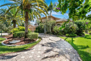 2342 SW 132nd Way, Davie, FL 33325, Sold 09/01/20