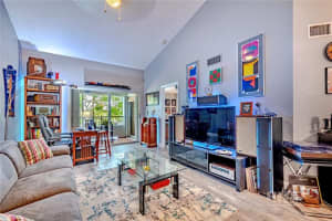 2880 N Oakland Forest Dr, Oakland Park, FL 33309, Sold 07/17/20