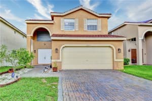 5901 S Sable Cir, Margate, FL 33063, Sold 09/22/20