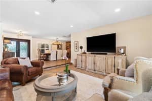 7241 SW 6th St, Plantation, FL 33317, Sold 08/31/20