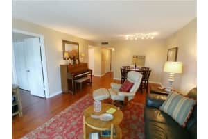 1800 N Andrews Ave #2f, Fort Lauderdale, FL 33311, Sold 11/17/20