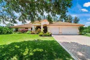 3902 SW 111th Way, Davie, FL 33328, Sold 07/15/20