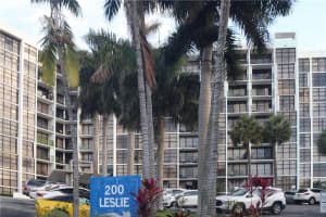 200 Leslie Dr, Hallandale Beach, FL 33009, Sold 09/11/20