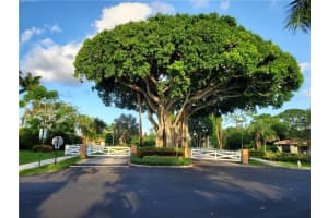 4836 S Lee Rd, Delray Beach, FL 33445, Sold 08/24/20