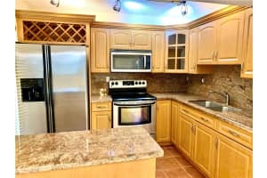 20210 NE 3rd Ct, Miami, FL 33179, Sold 10/08/20