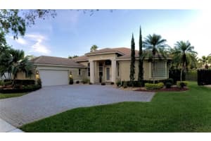 260 Landings Blvd, Weston, FL 33327, Sold 07/17/20