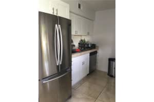 8842 SW 3rd St, Pembroke Pines, FL 33025, Sold 08/25/20