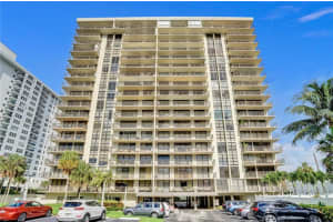 3031 N Ocean Blvd, Fort Lauderdale, FL 33308, Sold 08/28/20