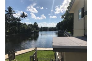 1810 E Oakland Park Blvd, Fort Lauderdale, FL 33306, Sold 08/07/20