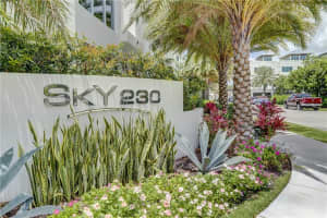 236 Shore Ct, Lauderdale-By-The-Sea, FL 33308, Sold 02/18/21