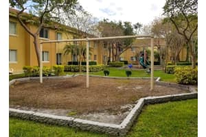 640 NW 79th Ave, Pembroke Pines, FL 33024, Sold 07/30/20