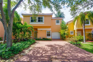 1470 N Trafalgar Cir, Hollywood, FL 33020, Sold 09/22/20
