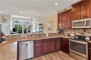 808 W Village Cir, Davie, FL 33325, Sold 05/25/21