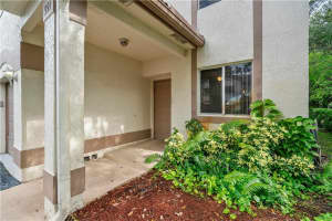 993 NW 104th Way, Coral Springs, FL 33071, Sold 07/27/20